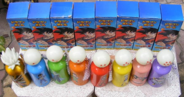 ขายกระป๋องน้ำ dragon ball Z (KFC) the moive ครบชุด 8 ใบ ที่ฉายในญี่ปุ่น