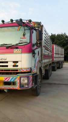 รถอีซูซุ 10 ล้อ ( ไม่ดั้ม )  FXZ 360 แรงม้า ( ปี 52 , 53 )   ( มีขาย 6 พ่วง. )   สนใจติดต่อ 081 - 6079515