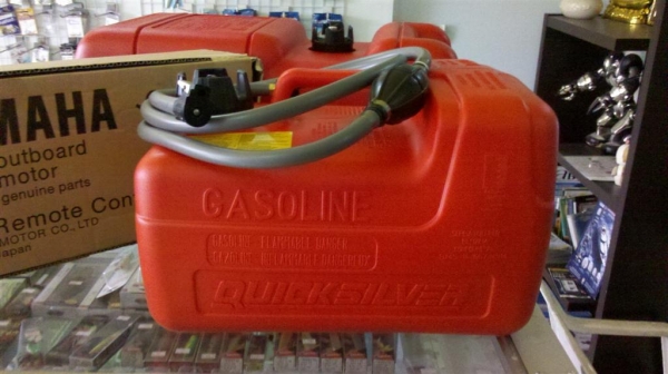 ถังน้ำมันของแท้(ใหม่) Quicksilver 12ลิตร