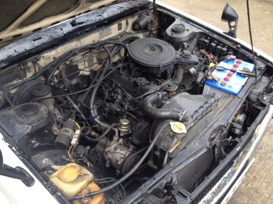 ขออณุญาติ ขาย ครับ toyota ke 70 สภาพพร้อมใช้ ไฟกลมเเท้ กระจกเรโททรงกระสุน ล้อ tom เเท้ หางหลังยุ่นเเท้ โลโก้ jaf เเท้ เเอรหนาวมากกกกก เครื่องเพิ่งโอเวอฮอลมา ไม่หลวม ควันไม่ไหล ระบบไฟครบๆไฟติดทุกดวง ภาษีไม่ขาด เครือง เดิม 5เกียร เเบตใหม่ ยางดี สีพอได้ ขับไ