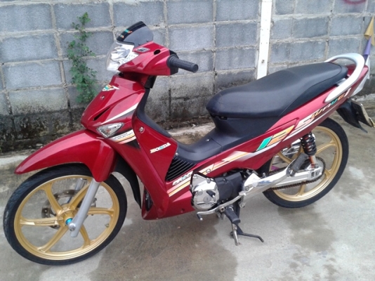 ขายเวฟ 125i สต๊าทมือปี2548