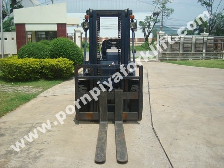 KOMATSU FD30J-11 ***ราคาพิเศษ 260,000 บาท*** KOMATSU FD30J-11 ***ราคาพิเศษ 260,000 บาท***