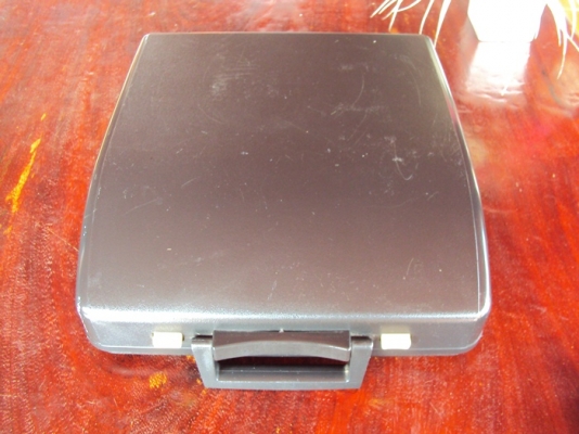 ขายพิมพ์ดีดภาษาไทยแบบกระเป๋าหิ้ว CLOVER ขายพิมพ์ดีดภาษาไทยแบบกระเป๋าหิ้ว CLOVER