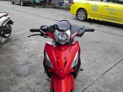 wave 125 x ปี 53 ดิสก์หน้า หลัง เครื่องเดิมๆ แน่นๆไม่หลวม ไม่มีควันขาว เอกสาร ชุดโอนครบ wave 125 x ปี 53 ดิสก์หน้า หลัง เครื่องเดิมๆ แน่นๆไม่หลวม ไม่มีควันขาว เอกสาร ชุดโอนครบ