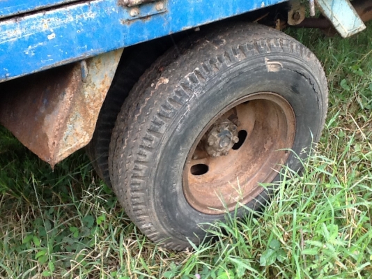 ขายด่วน NISSAN CABSTRA เครื่องcw30 เดิมๆใช้งานใด้ดี หัวกระดกใด้