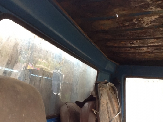 ขายด่วน NISSAN CABSTRA เครื่องcw30 เดิมๆใช้งานใด้ดี หัวกระดกใด้