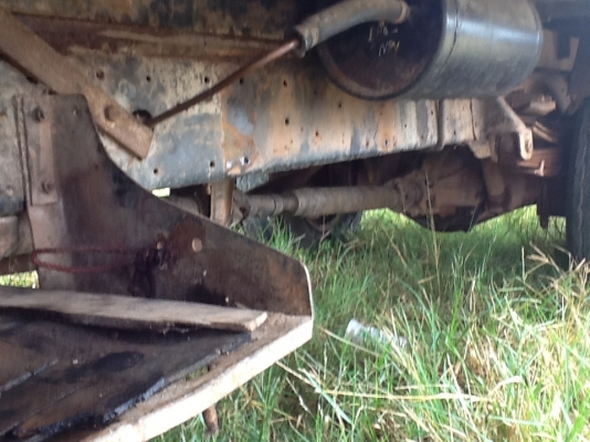 ขายด่วน NISSAN CABSTRA เครื่องcw30 เดิมๆใช้งานใด้ดี หัวกระดกใด้