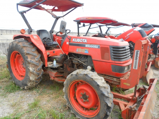ขายแทรกเตอร์ คูโบต้า รุ่น M5000