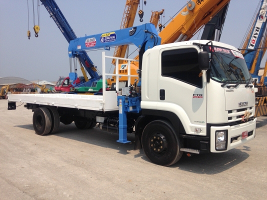 เครนติดหลังรถบรรทุก DONGYANG