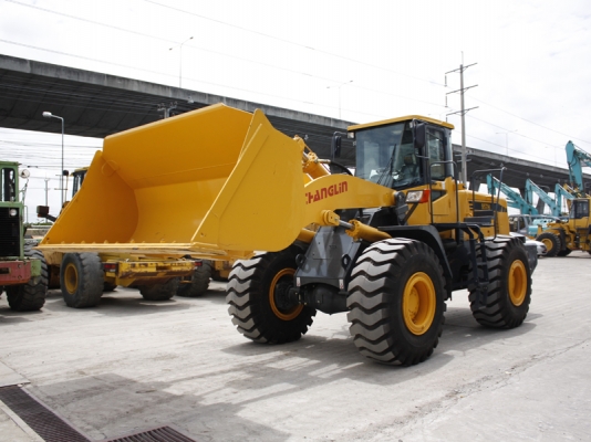 รถตักล้อยาง ฉางหลิน (Changlin) 957H มือหนึ่ง