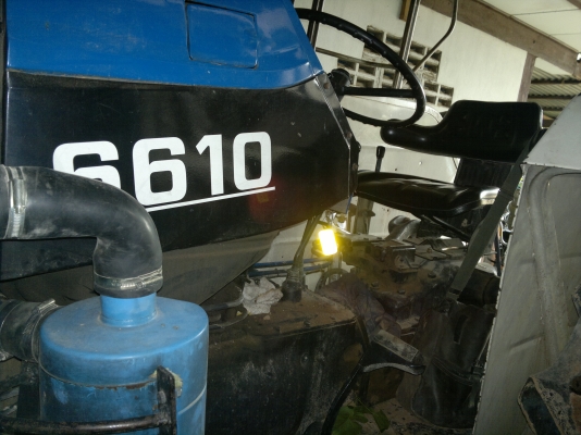 ขายรถไถฟอร์ด 6610