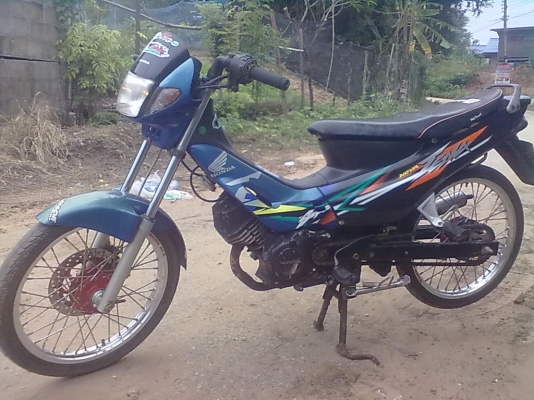 ฮอนด้า เทน่า รถเครื่องเดิมๆชุดสีสวยเอกสสารพรอ้มโอน