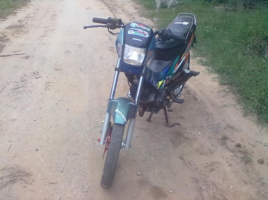 ฮอนด้า เทน่า รถเครื่องเดิมๆชุดสีสวยเอกสสารพรอ้มโอน