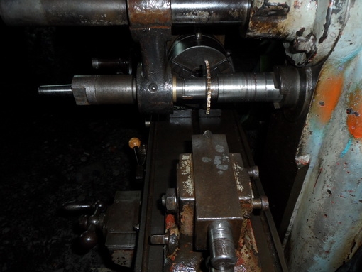 ขายครับขาย เครื่องมิลลิ่งเพลานอน พร้อมชุดกัดเฟือง 45000 บาท