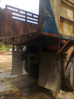 รถมิตซู 10 ล้อดั้ม FN527 - TD เปลื่ยนเครื่อง 220 แรงม้า. สนใจติดต่อ 081- 6079515