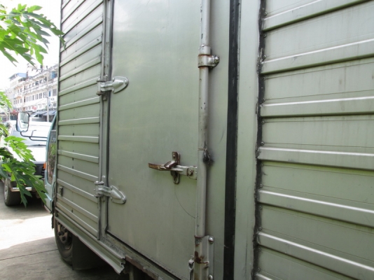 ขาย Isuzu NKR 6ล้อ 110แรง รถห้าง ตู้แห้ง ยาว4.20ม.ปี93. ขาย Isuzu NKR 6ล้อ 110แรง รถห้าง ตู้แห้ง ยาว4.20ม.ปี93.