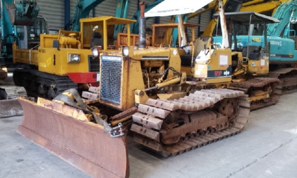 D20P-6 # 64369 : รถดันดิน Komatsu นำเข้าจากญี่ปุ่น by กุ้ง:TOS:0813062283