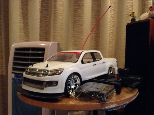 ขอแทรกประกาศหน่อยนะครับ