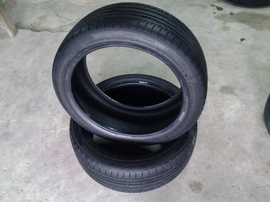 ยาง 205/45/17 ปี 12 นุ่มๆยึดเกาะถนนดี วิ่งเงียบ ยาง 205/45/17 ปี 12 นุ่มๆยึดเกาะถนนดี วิ่งเงียบ