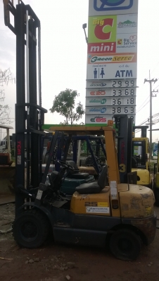 รถยก TCMfd25z5 น้ำหนักยก 2.5 ตัน เสาสูง 4 เมตร เครื่องดีเซล เกียร์ออโต้