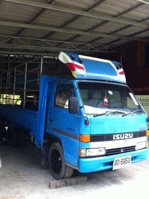 ขายถูก รถบรรทุก 6 ล้อกลาง. Isuzu. พวงมาลัยเพาเวอร์.  4 สูบ. 110. แรงม้า.ราคา 320,000   ติดต่อ.  คุณท๊อป. 087-786-4923