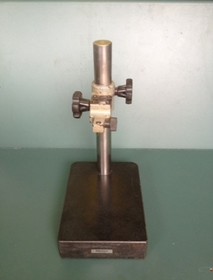 ขายแท่นระดับวัดงานแนวตั้ง Mitutoyo Made in Japan