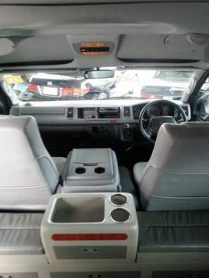 รถตู้ดาวน้อยผ่อนนานเเต่งVIPเเล้วพร้อมใช้งานออกทัวได้เลย