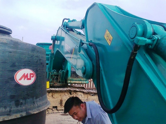 KOBELCO SK200 M5 SUPER สวยครบ มีใบอินวอยล์จดทะเบียนได้.
