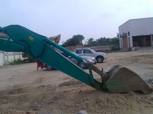 KOBELCO SK200 M5 SUPER สวยครบ มีใบอินวอยล์จดทะเบียนได้.