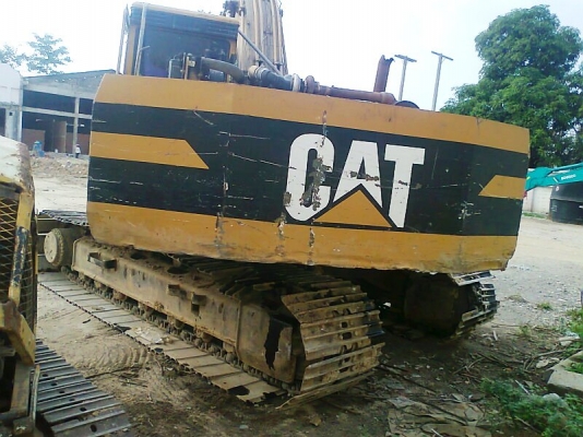 รถแคโฮ CAT E200B มีลายหัวเจาะ