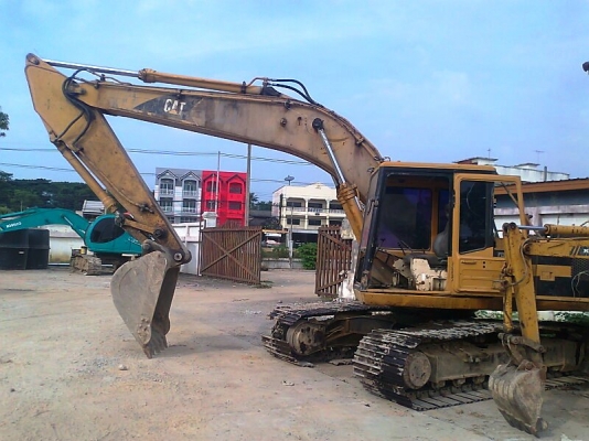 รถแคโฮ CAT E200B มีลายหัวเจาะ