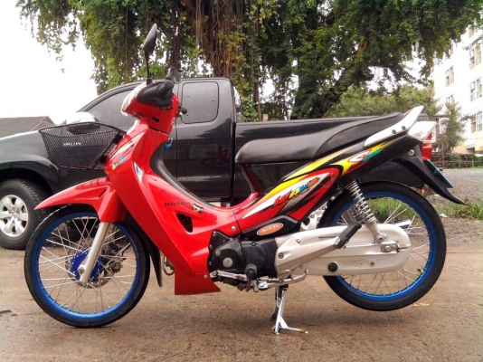 ขออนุญาติขาย HONDA WAVE 125S U-Box สตาร์ทมือและเท้า โอนให้ฟรีครับ