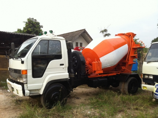 ขายรถ 6 ล้อมิกปูน ยี่ห้อ  ISUZU  เก่านอก