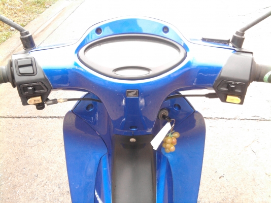 ขออนุญาติขาย HONDA WAVE 125S U-Box สตาร์ทมือและเท้า โอนให้ฟรีครับ