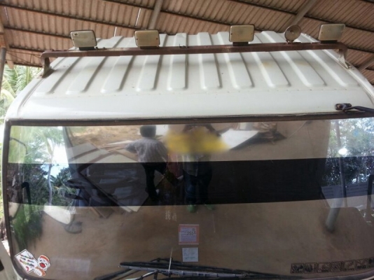 รถฮีโน่ 10 ล้อดั้ม FM1M  220 แรงม้า. ปี 38  นใจติดต่อ 081 - 6079515