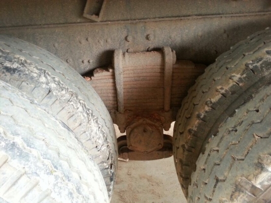 รถฮีโน่ 10 ล้อดั้ม FM1M  220 แรงม้า. ปี 38  นใจติดต่อ 081 - 6079515