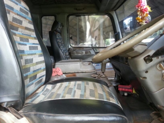 รถฮีโน่ 10 ล้อดั้ม FM1M  220 แรงม้า. ปี 38  นใจติดต่อ 081 - 6079515