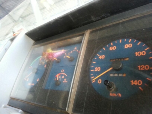 รถฮีโน่ 10 ล้อดั้ม FM1M  220 แรงม้า. ปี 38  นใจติดต่อ 081 - 6079515