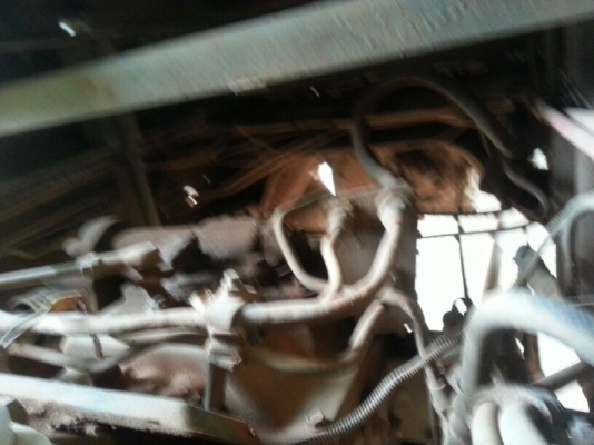 รถฮีโน่ 10 ล้อดั้ม FM1M  220 แรงม้า. ปี 38  นใจติดต่อ 081 - 6079515