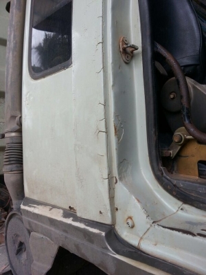 รถฮีโน่ 10 ล้อดั้ม FM1M  220 แรงม้า. ปี 38  นใจติดต่อ 081 - 6079515