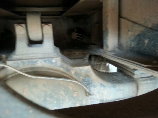 รถฮีโน่ 10 ล้อดั้ม FM1M  220 แรงม้า. ปี 38  นใจติดต่อ 081 - 6079515