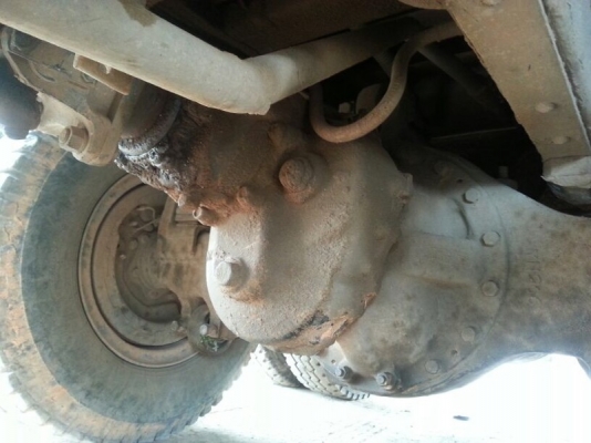 รถฮีโน่ 10 ล้อดั้ม FM1M  220 แรงม้า. ปี 38  นใจติดต่อ 081 - 6079515