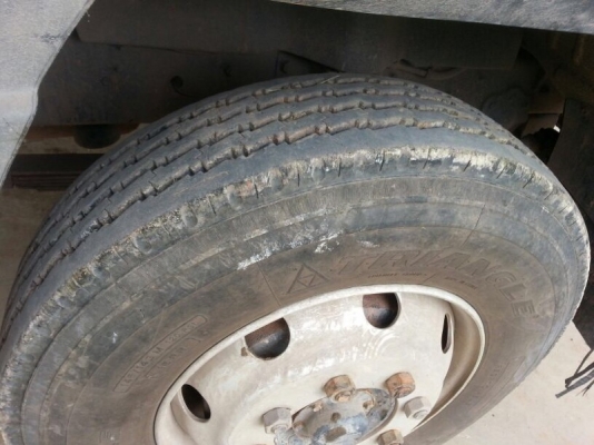 รถฮีโน่ 10 ล้อดั้ม FM1M  220 แรงม้า. ปี 38  นใจติดต่อ 081 - 6079515