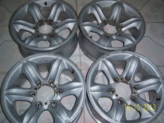 แม็กเล็บเหยี่ยวขอบ 16   1ชุด