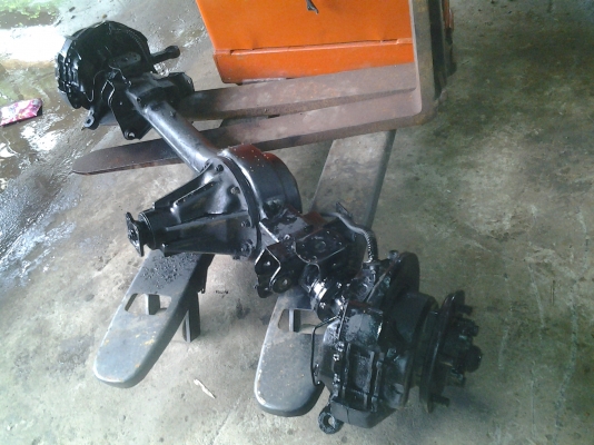 ขายคานหน้ารถแลนด์โลเวอร์พร้อมดิสใหญ่ๆ1 เส้น 9500 ขายคานหน้ารถแลนด์โลเวอร์พร้อมดิสใหญ่ๆ1 เส้น 9500