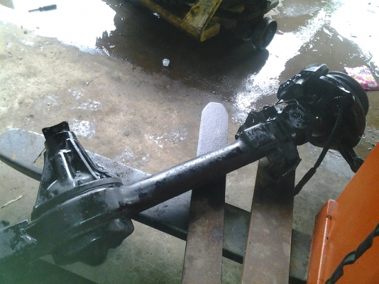 ขายคานหน้ารถแลนด์โลเวอร์พร้อมดิสใหญ่ๆ1 เส้น 9500 ขายคานหน้ารถแลนด์โลเวอร์พร้อมดิสใหญ่ๆ1 เส้น 9500