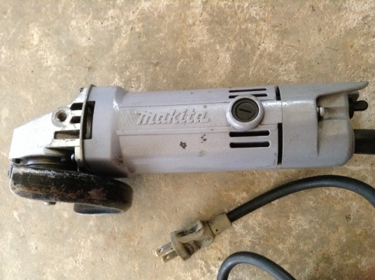 ขายหินเจียร์ 4" ยี่ห้อ มากีต้า รุ่น 9500NB