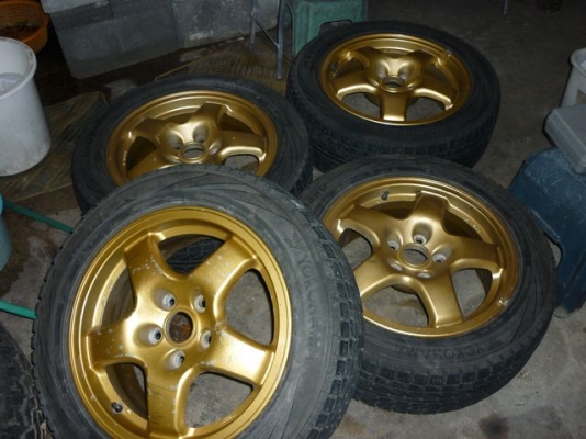 แม็กขอบ 16 นิ้ว พร้อมยาง 5 รู ใส่กะบะ หรือรถตู้ ได้เลยครับ