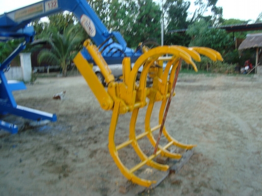 ขายคีบอ้อยติดรถไถ