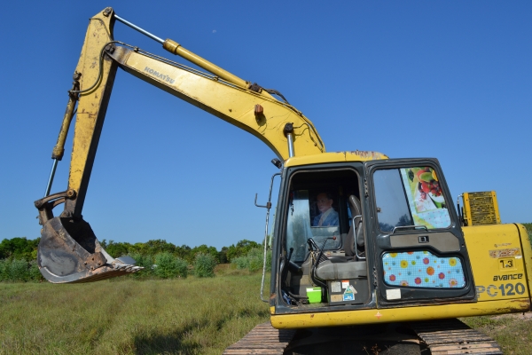 ขาย Komatsu PC120-6 เล่มทะเบียนพร้อมโอน สนใจติดต่อ 0847154322 คุณวิเชียร ขาย Komatsu PC120-6 เล่มทะเบียนพร้อมโอน สนใจติดต่อ 0847154322 คุณวิเชียร